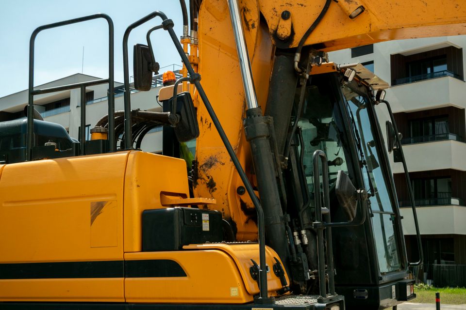 Hyundai R215L Smart Plus